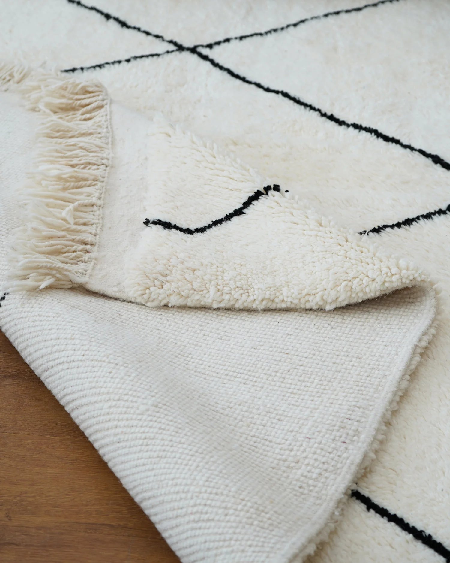 Large Berber Rug 330 x 206 cm