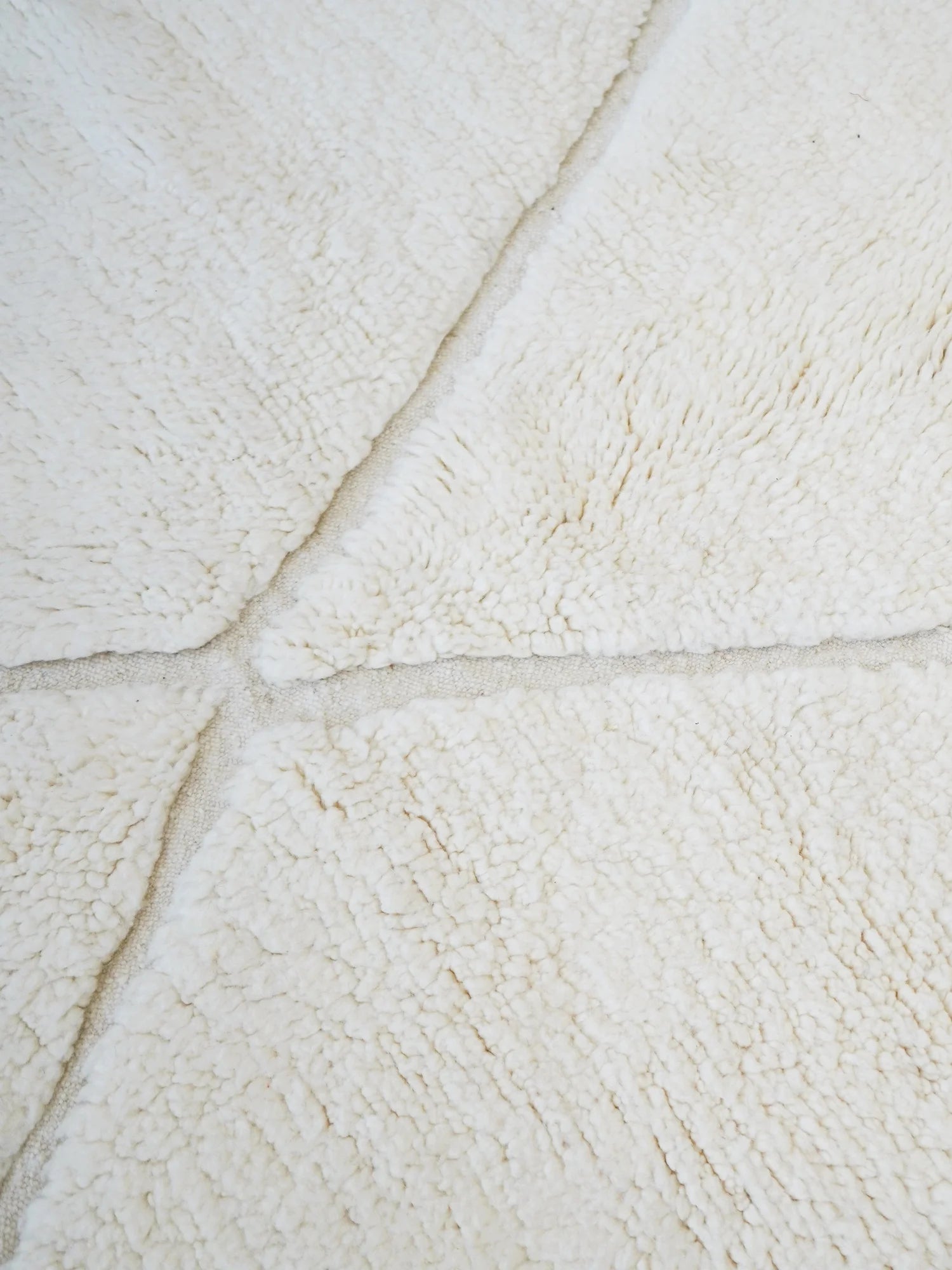 Medium Sunken Lozenge Berber Rug 250 x 165 cm