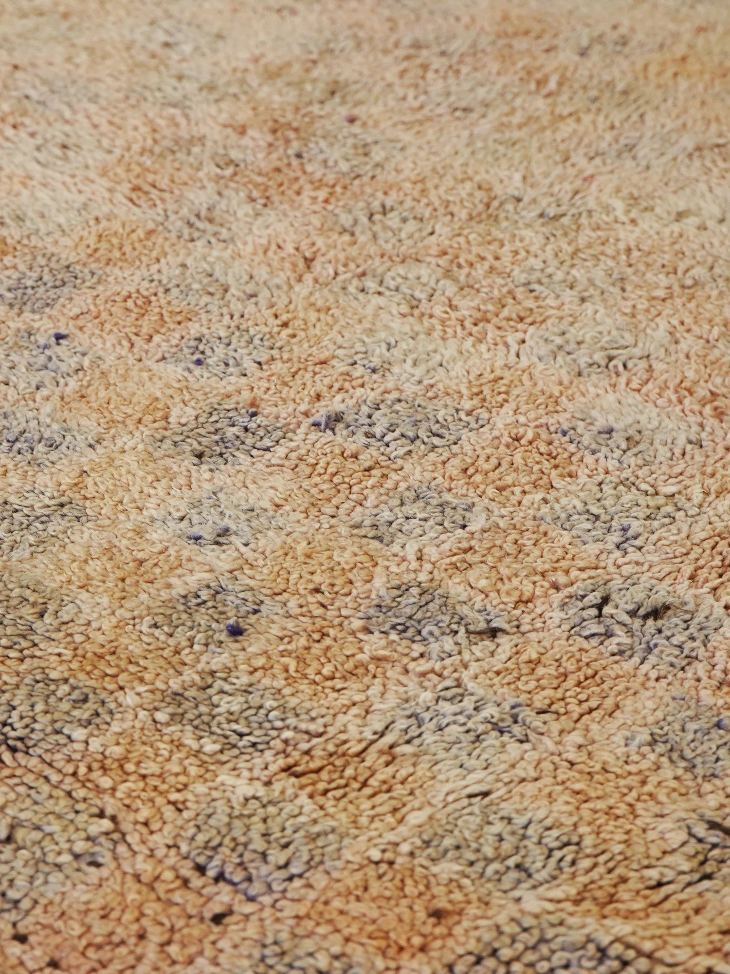Vintage Peach Mosaic ‘Tableaux’ Rug Beni Mrirt 120 x 116 cm
