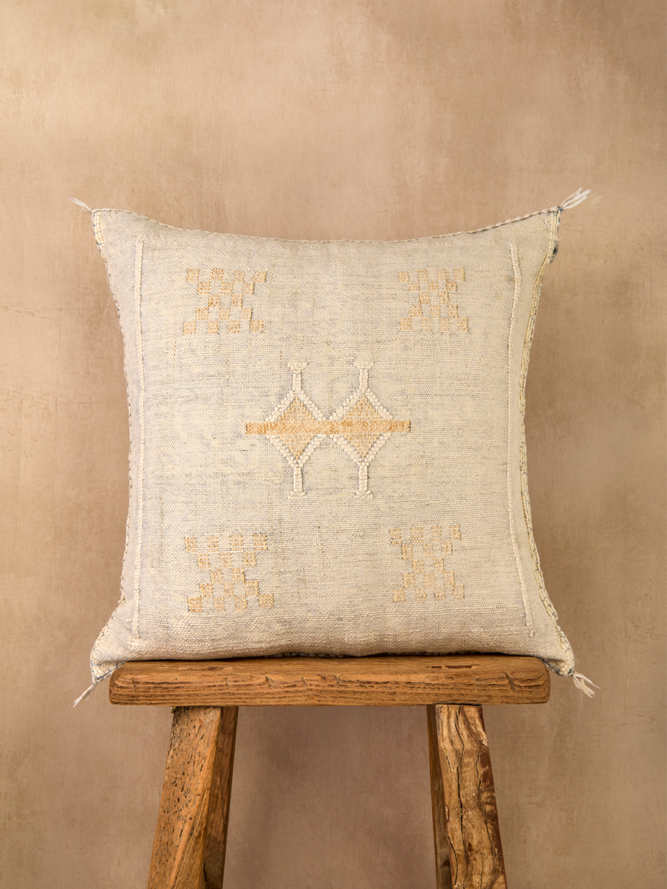 Luxury Cactus Silk Cushion - Off White